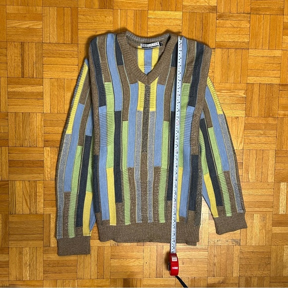 Misani Italia Vintage Large Vertical Striped Wool/Acrylic V-Neck Sweater - Picture 4 of 6